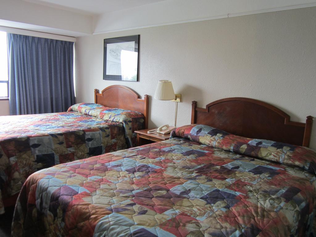 Moby Dick Hotel 3*
